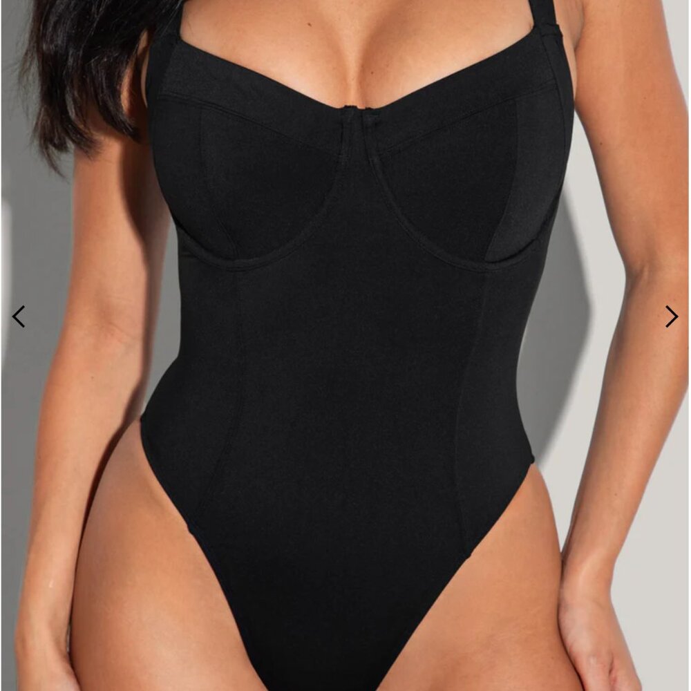 XL Hi Cut Lifty R/L H/I cup (36DDD) - BNWT never worn!